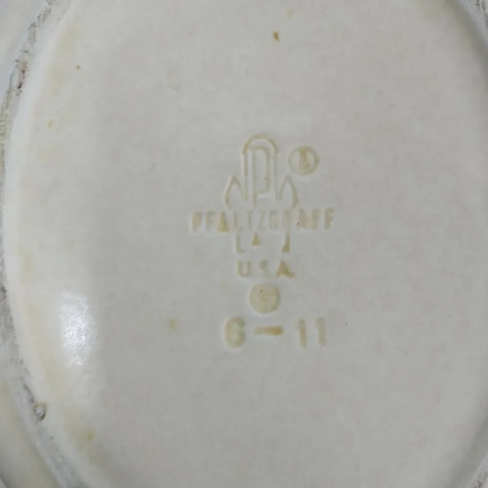Vintage Pfaltzgraff Village 6-11 Oval Casserole Vegetable Serving Dish USA.